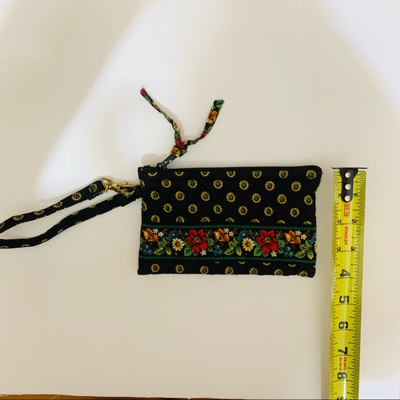 Vera Bradley Classic wristlet - Picture 2 of 2